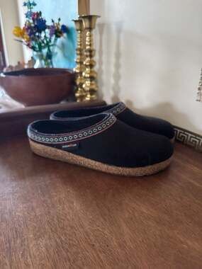 Haflinger Grizzly Wool Felt Clogs Black Size 42